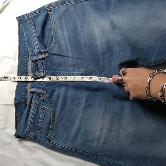 Levi's 505 Med.Wash Straight Lightly Distressed Denim - Picture 7 of 14